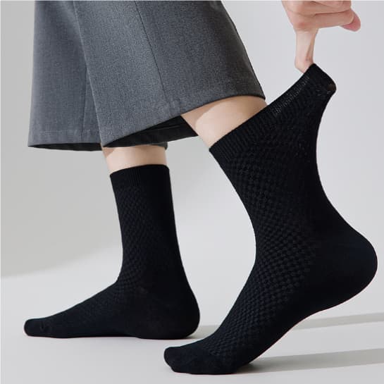 Mens Casual Soft And Breathable Mid-calf Socks