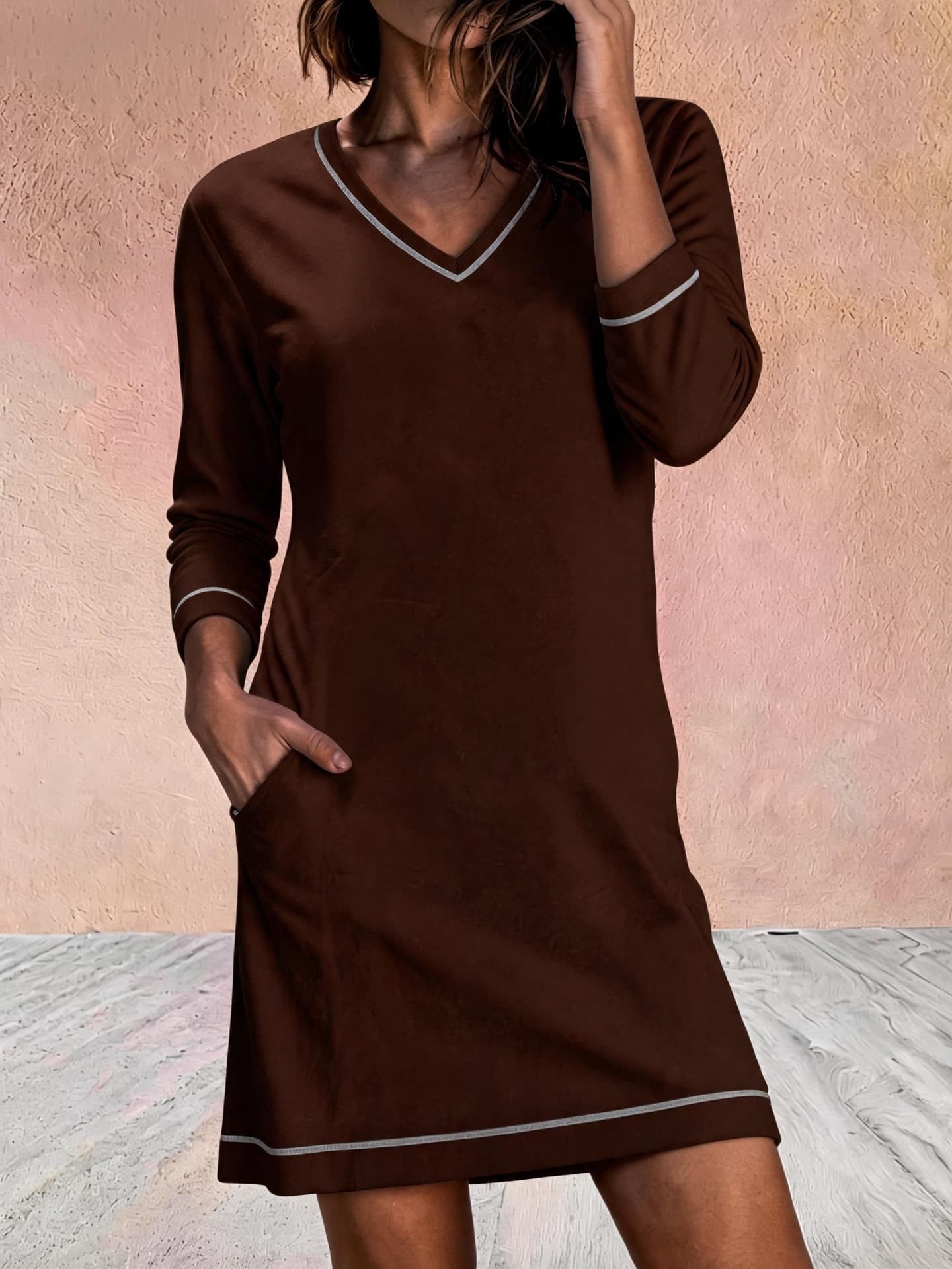 V-neck Sewn 78-sleeve Mini Dress